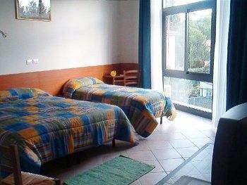 Lastra Bed & Car لاسترا أَ سينيا المظهر الخارجي الصورة